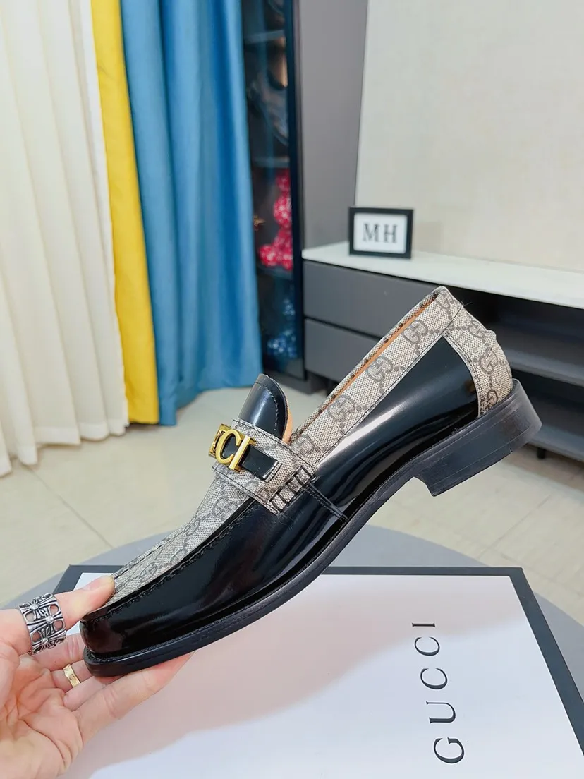 Men's shoes 💰580🌸🌸【GUCCI】 (High-end Niuli) New 🍀Gucci* - top version Gucci classic casual leather shoes! It is made of imported original cowhide and has a comfortable first layer of cowhide lining! Original wear-resistant rubber outsole! High quality products! Code number 38-44!